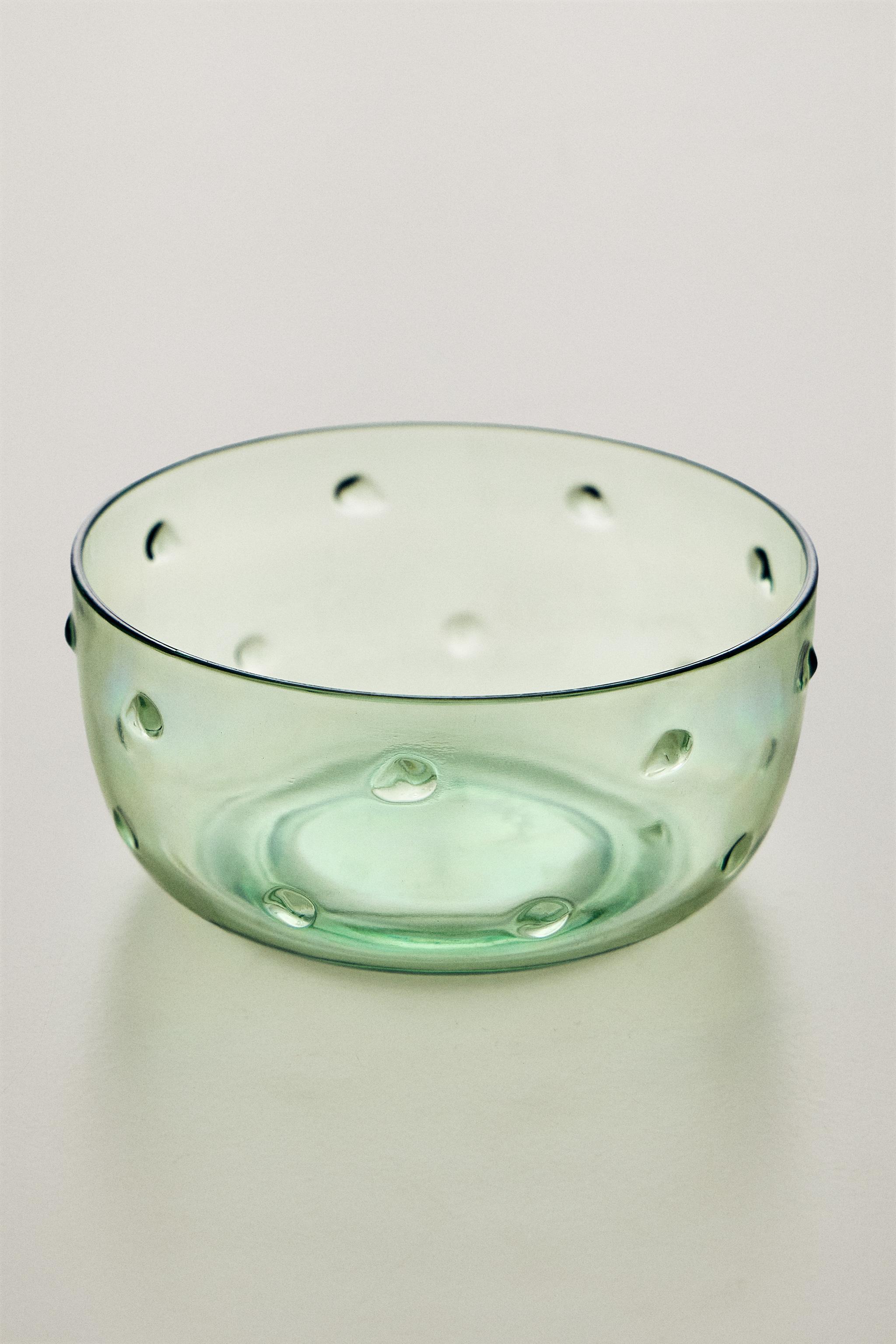 ACRYLIC BOWL WITH DOTS